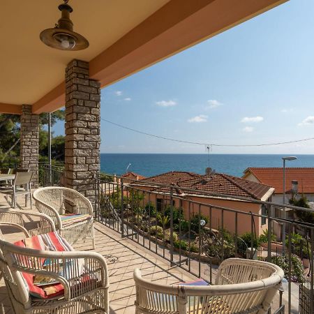 Holiday Home Irma By Interhome Cipressa Ngoại thất bức ảnh